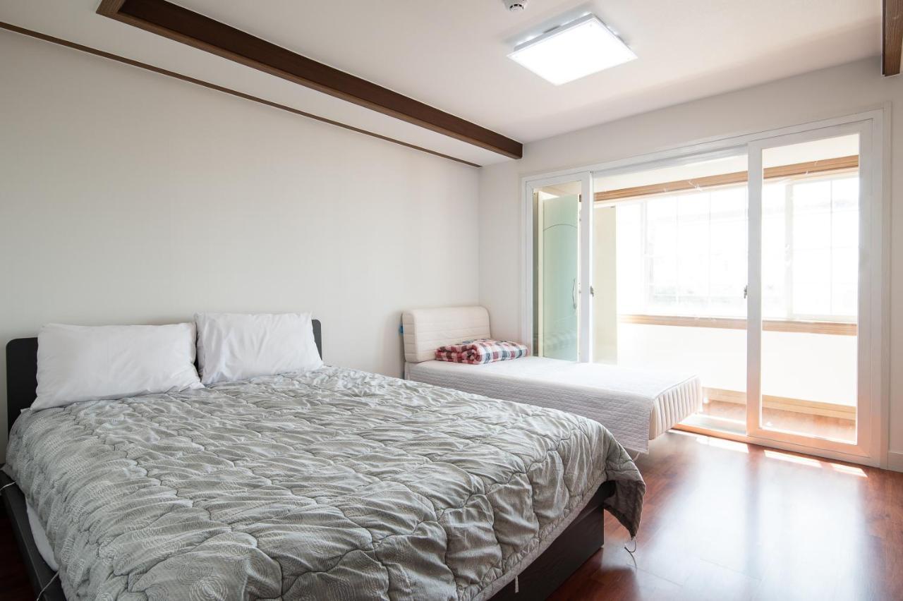White Dream Pension Чеджудо Экстерьер фото