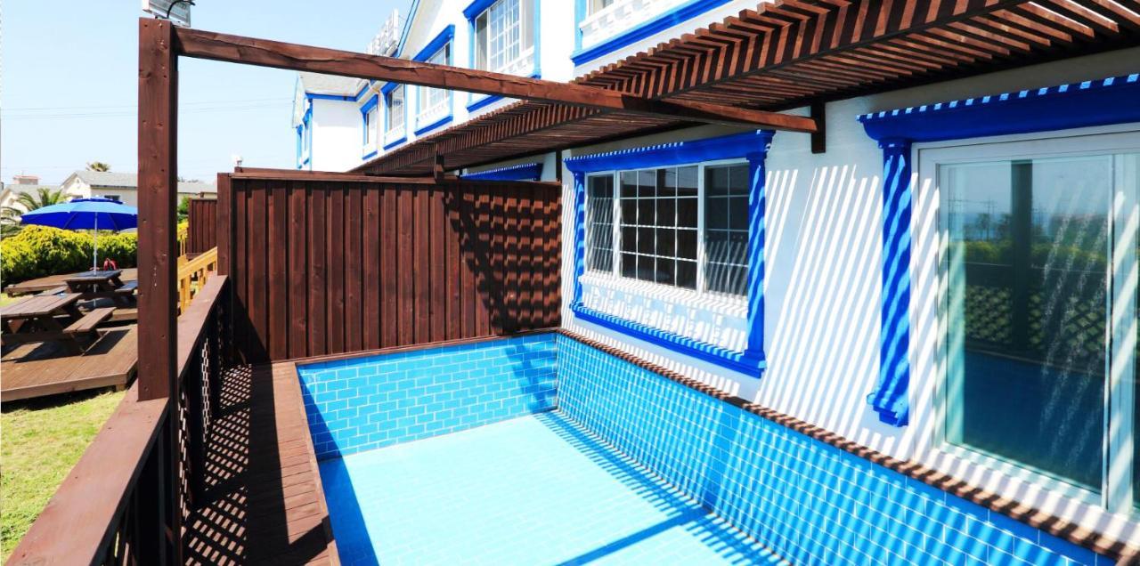 White Dream Pension Чеджудо Экстерьер фото